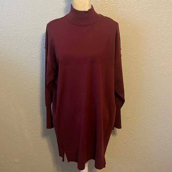 NWT Steve Madden Maroon Turtleneck Sweater Dress Size S - Picture 1 of 5